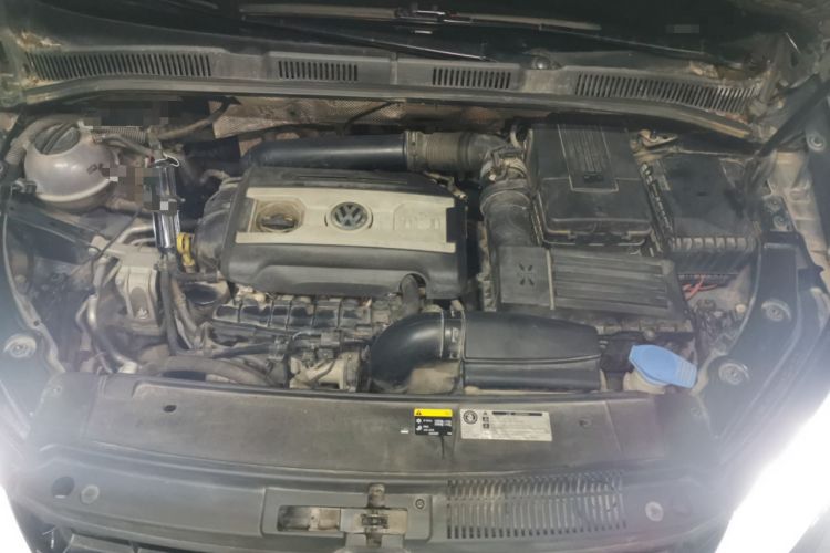 Used Volkswagen Sharan 2013 2.0 TSI Standard Model Engine Bay
