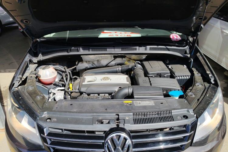 Used Volkswagen Sharan 2013 2.0 TSI Standard Model Engine Bay