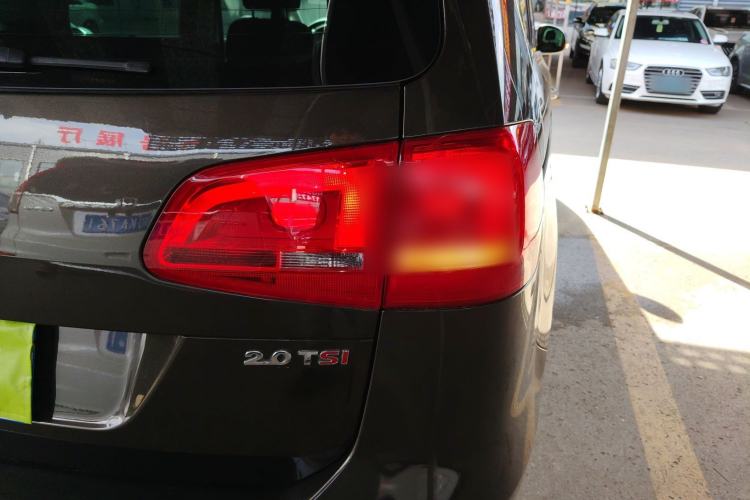 Used Volkswagen Sharan 2013 2.0 TSI Standard Model Exterior 3