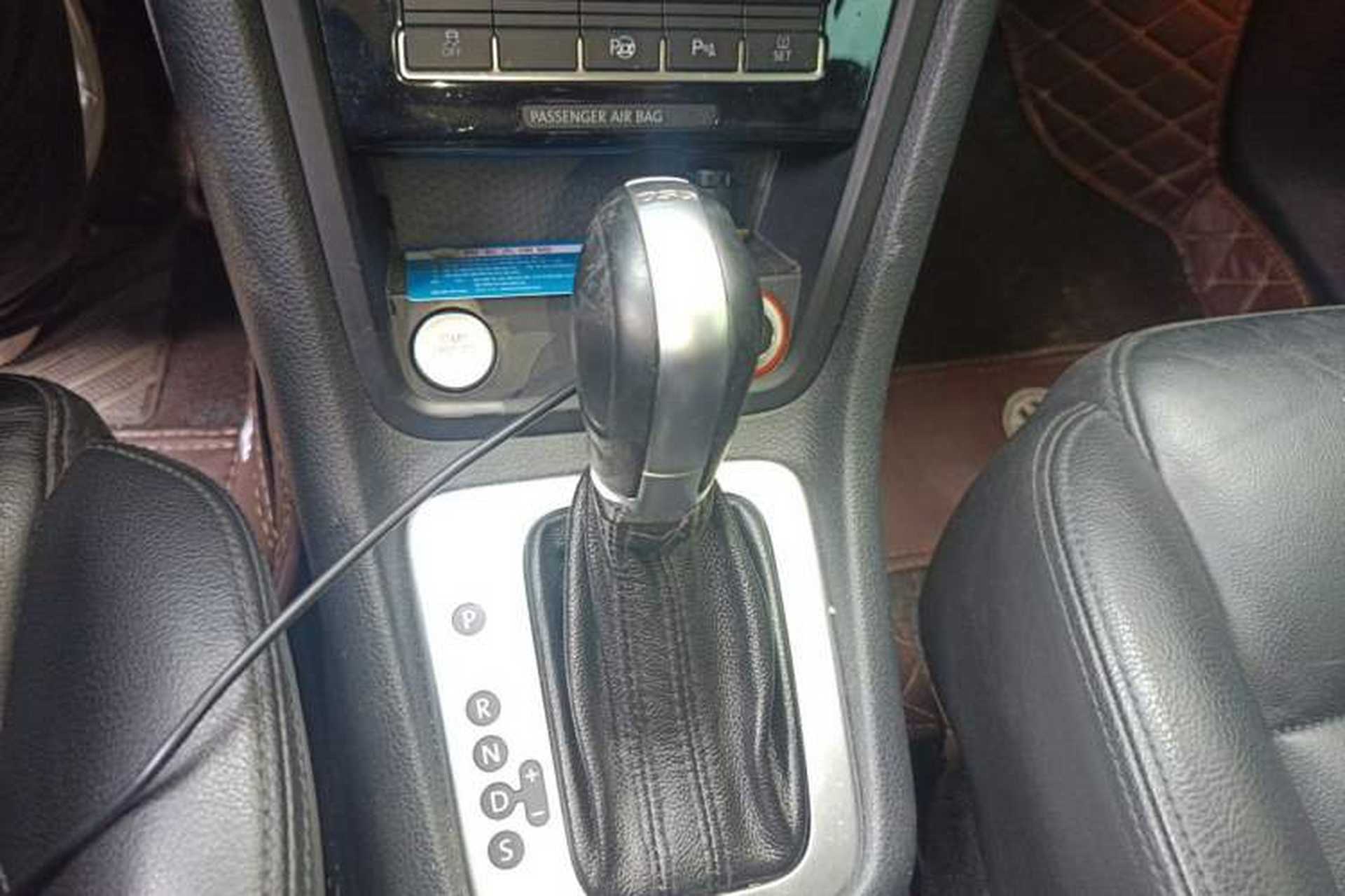 Used Volkswagen Sharan 2013 2.0 TSI Luxury Model Gear Lever