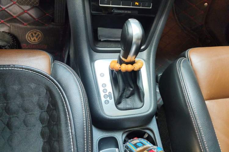 Used Volkswagen Sharan 2013 1.8TSI Comfort Model Euro IV Gear Lever
