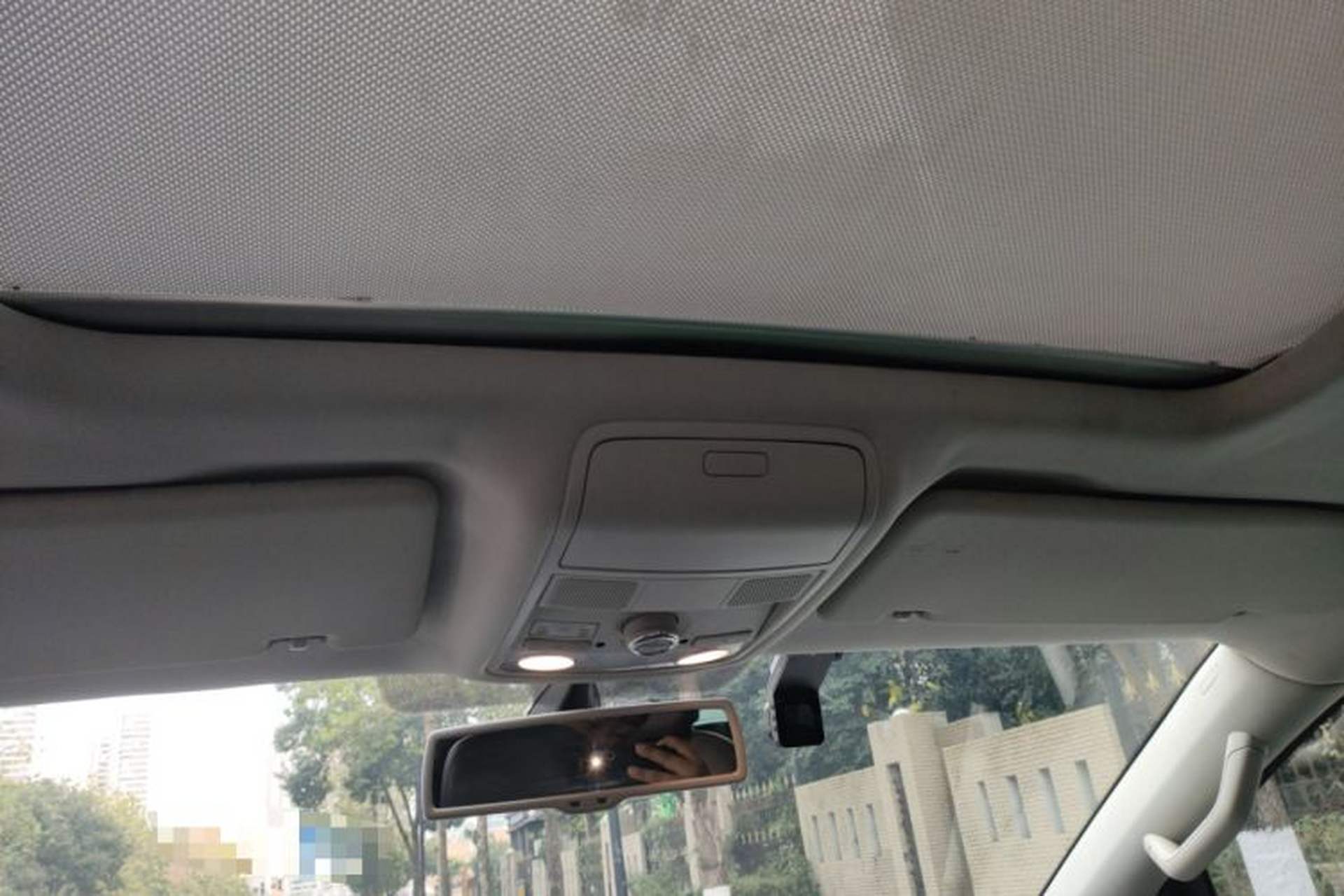 Used Volkswagen Sharan 2013 1.8TSI Comfort Model Euro IV Headliner