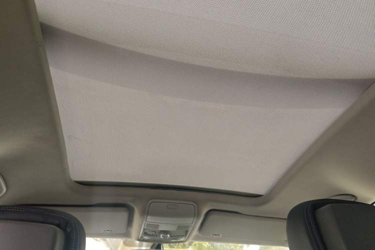 Used Volkswagen Sharan 2013 1.8TSI Standard Model Headliner