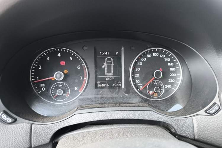 Used Volkswagen Sharan 2013 1.8TSI Standard Model Euro IV Instrument Cluster
