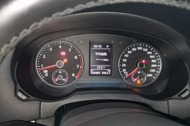 Used Volkswagen Sharan 2013 1.8TSI Standard Model Instrument Cluster