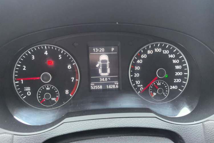 Used Volkswagen Sharan 2013 2.0 TSI Standard Model Instrument Cluster