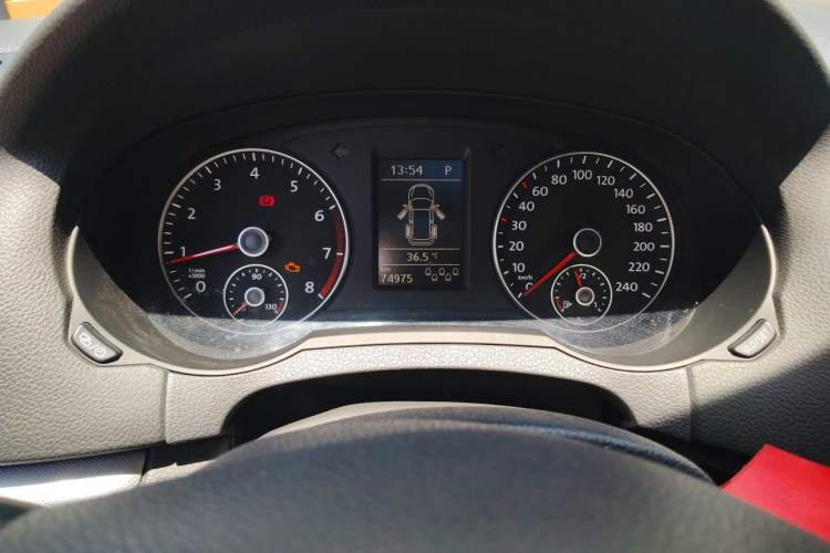 Used Volkswagen Sharan 2013 1.8TSI Standard Model Instrument Cluster
