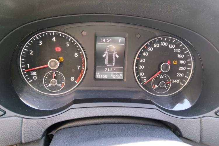 Used Volkswagen Sharan 2013 1.8TSI Comfort Model Euro IV Instrument Cluster