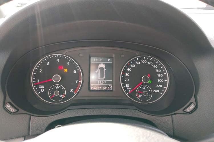 Used Volkswagen Sharan 2013 2.0 TSI Standard Model Instrument Cluster