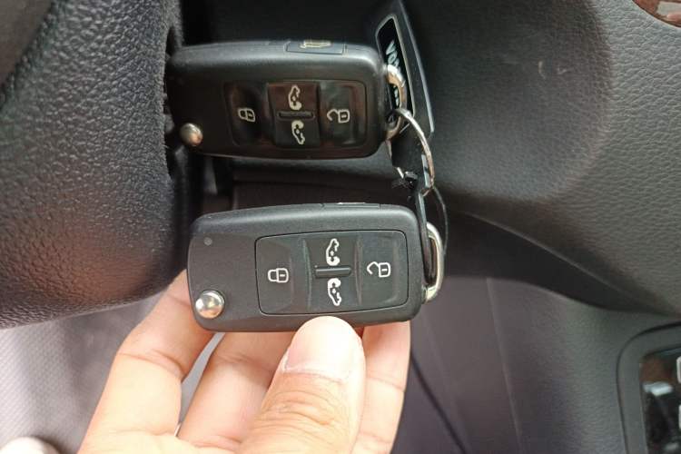 Used Volkswagen Sharan 2013 1.8TSI Comfort Model Interior 1