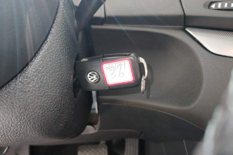 Used Volkswagen Sharan 2013 2.0 TSI Standard Model Interior 1