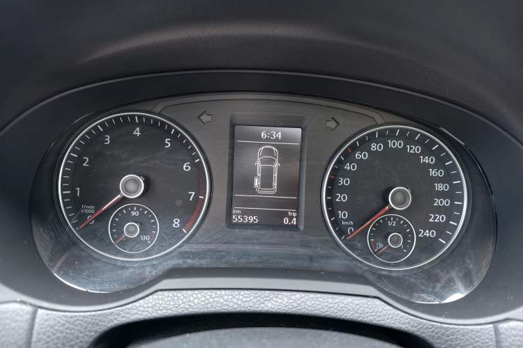 Used Volkswagen Sharan 2013 1.8TSI Comfort Model Interior 4