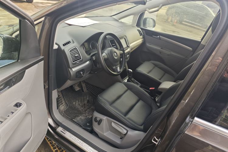 Used Volkswagen Sharan 2013 1.8TSI Standard Model Interior 6