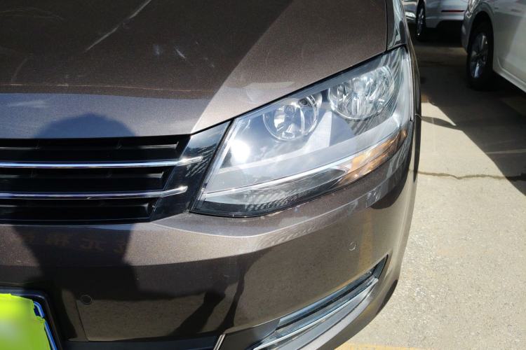 Used Volkswagen Sharan 2013 2.0 TSI Standard Model Left Front Headlight
