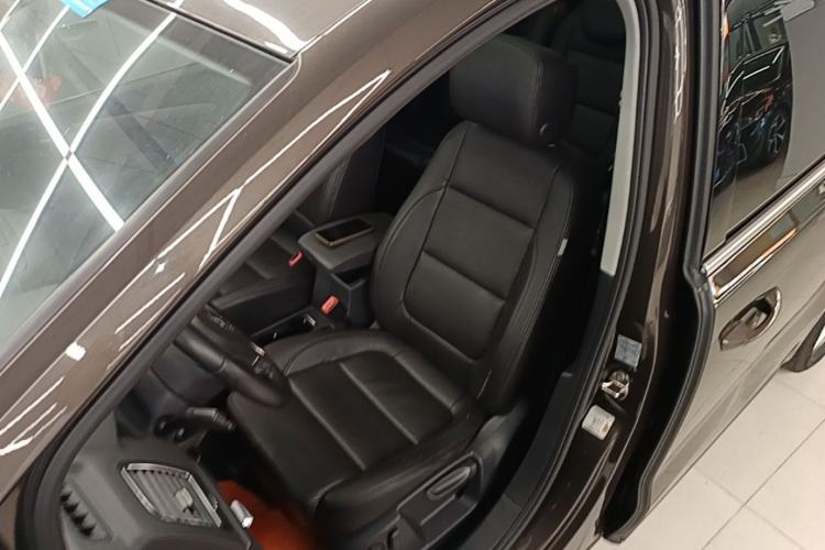 Used Volkswagen Sharan 2013 1.8TSI Standard Model Left Front Seat