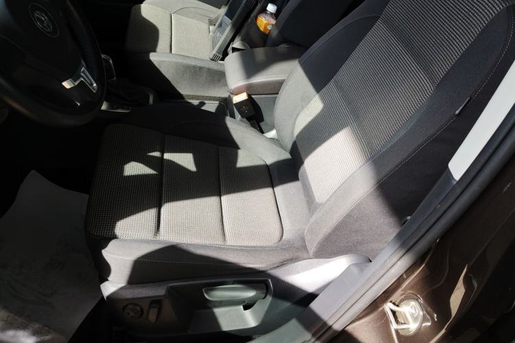 Used Volkswagen Sharan 2013 2.0 TSI Standard Model Left Front Seat