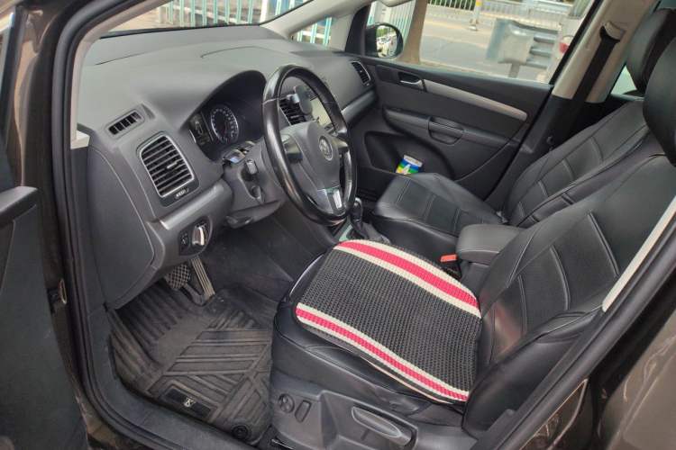 Used Volkswagen Sharan 2013 1.8TSI Standard Model Left Front Seat