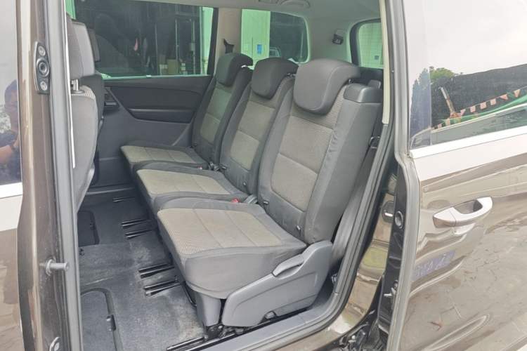 Used Volkswagen Sharan 2013 1.8TSI Standard Model Left Rear Seat