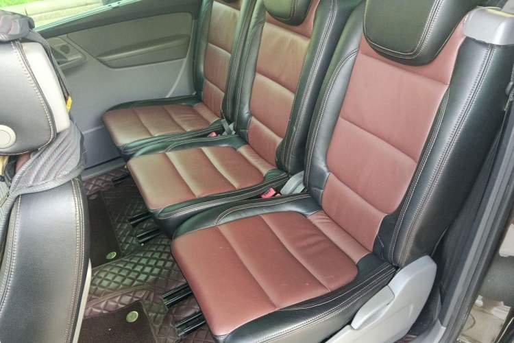 Used Volkswagen Sharan 2013 1.8TSI Standard Model Euro IV Left Rear Seat