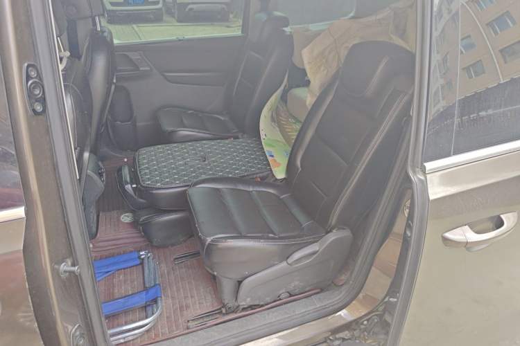 Used Volkswagen Sharan 2013 1.8TSI Standard Model Euro IV Left Rear Seat