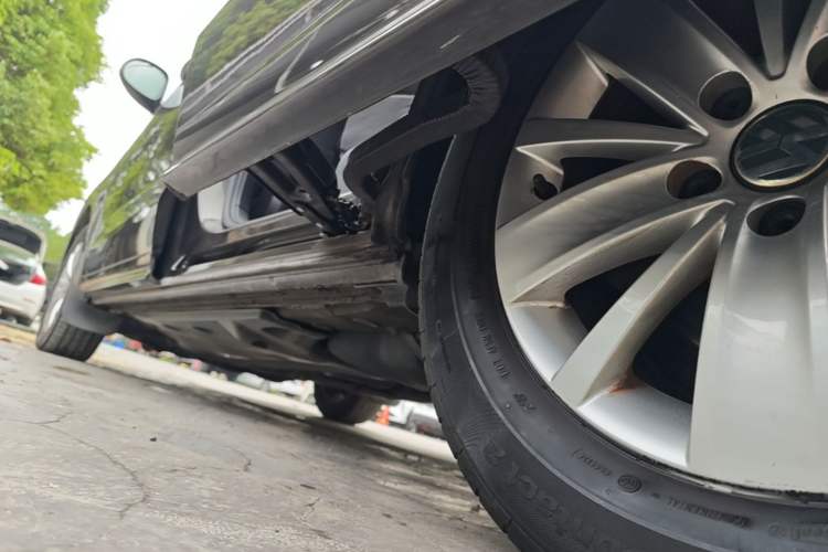 Used Volkswagen Sharan 2013 1.8TSI Standard Model Left Side Sill