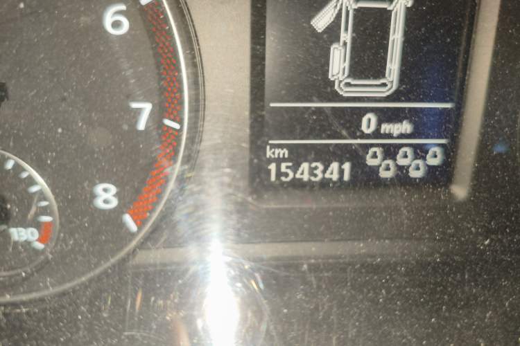Used Volkswagen Sharan 2013 2.0 TSI Standard Model Odometer Close Up