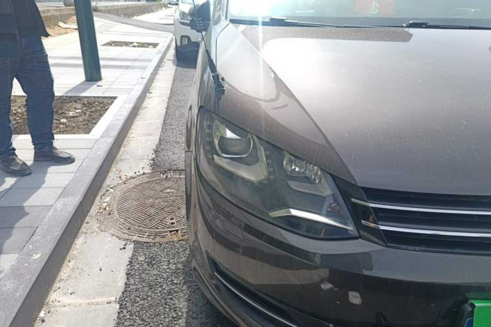 Used Volkswagen Sharan 2013 2.0 TSI Luxury Model Right Front Headlight