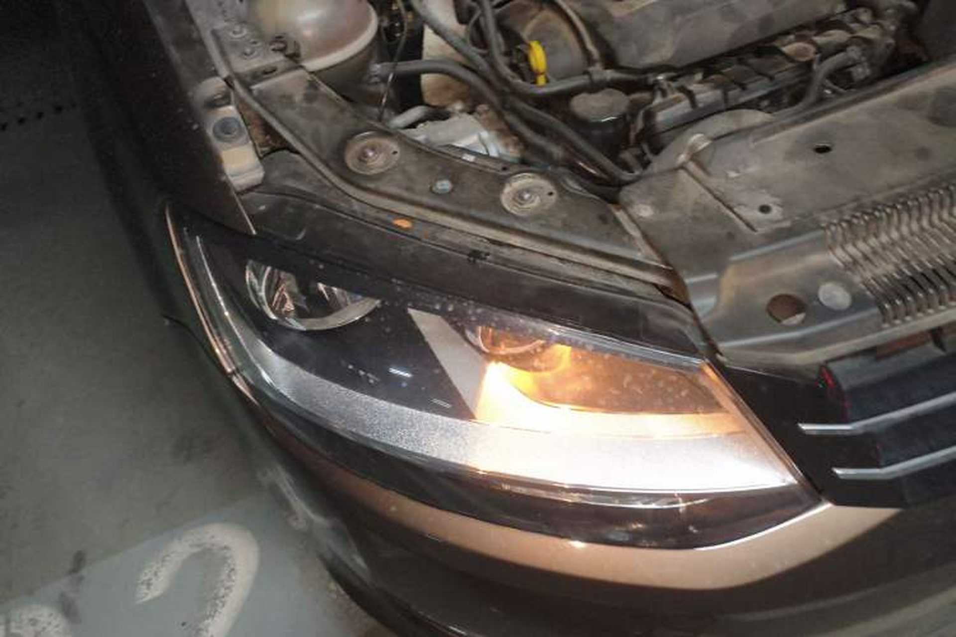 Used Volkswagen Sharan 2013 2.0 TSI Standard Model Right Front Headlight
