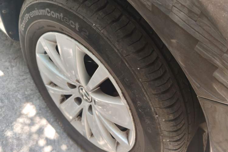 Used Volkswagen Sharan 2013 1.8TSI Standard Model Right Front Wheel Hub