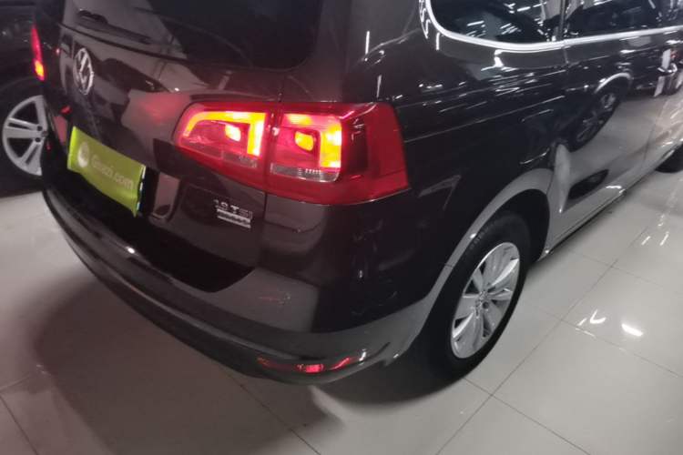 Used Volkswagen Sharan 2013 1.8TSI Standard Model Right Rear Taillight