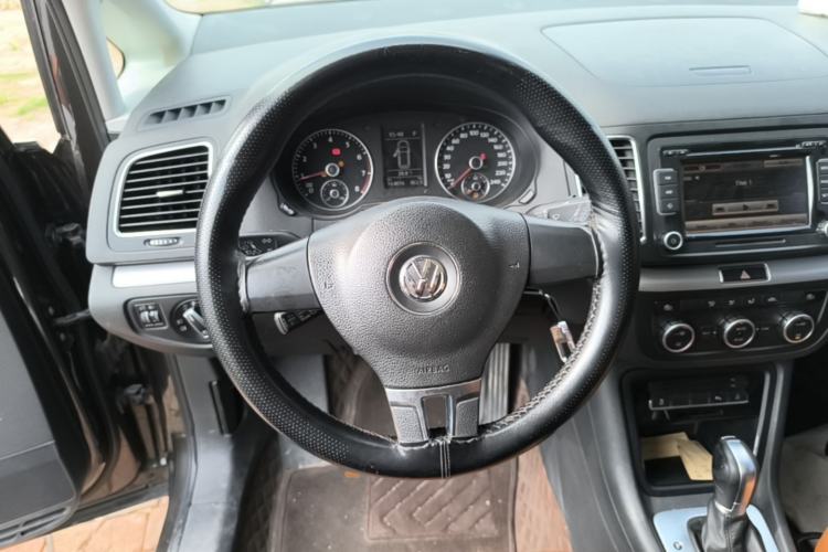 Used Volkswagen Sharan 2013 1.8TSI Standard Model Euro IV Steering Wheel