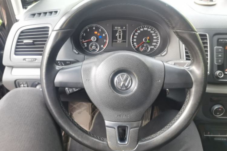 Used Volkswagen Sharan 2013 1.8TSI Standard Model Steering Wheel