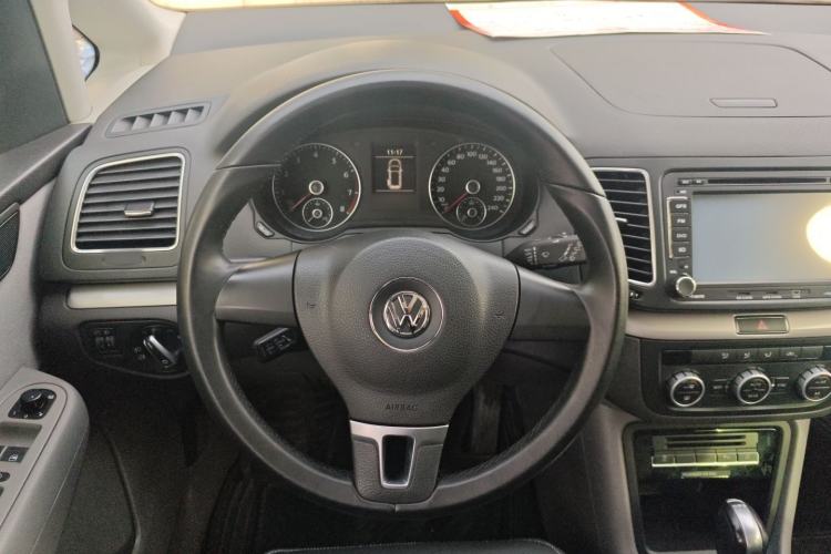 Used Volkswagen Sharan 2013 1.8TSI Standard Model Steering Wheel