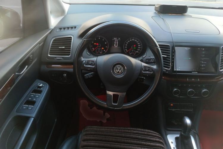 Used Volkswagen Sharan 2013 1.8TSI Standard Model Euro IV Steering Wheel