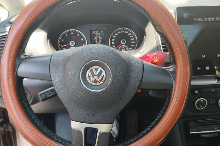 Used Volkswagen Sharan 2013 1.8TSI Standard Model Steering Wheel
