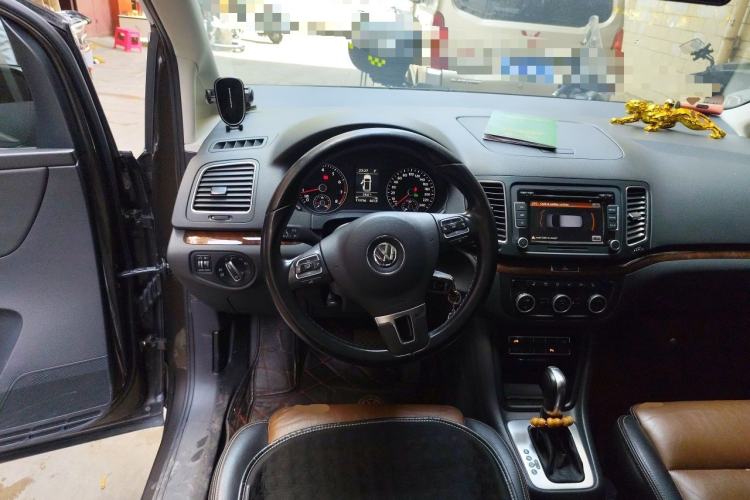 Used Volkswagen Sharan 2013 1.8TSI Comfort Model Euro IV Steering Wheel