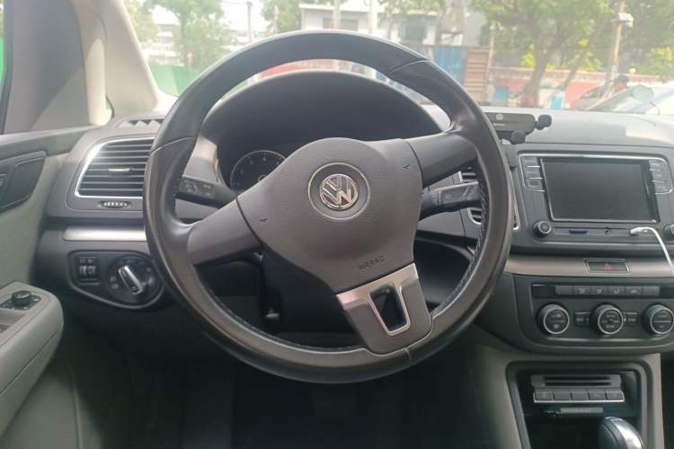 Used Volkswagen Sharan 2013 1.8TSI Standard Model Steering Wheel