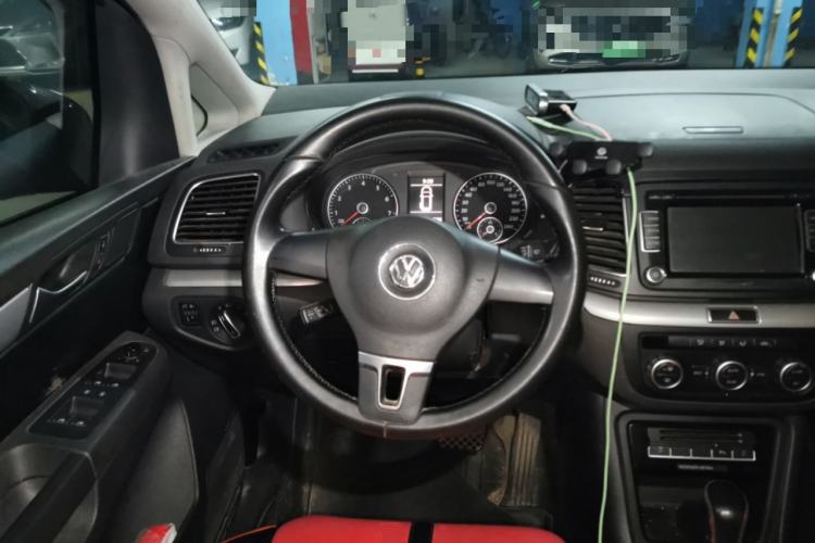 Used Volkswagen Sharan 2013 2.0 TSI Standard Model Steering Wheel