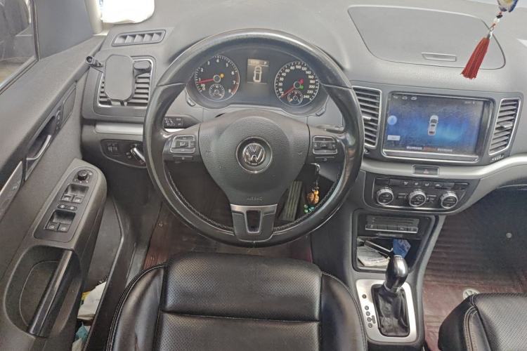 Used Volkswagen Sharan 2013 1.8TSI Standard Model Euro IV Steering Wheel