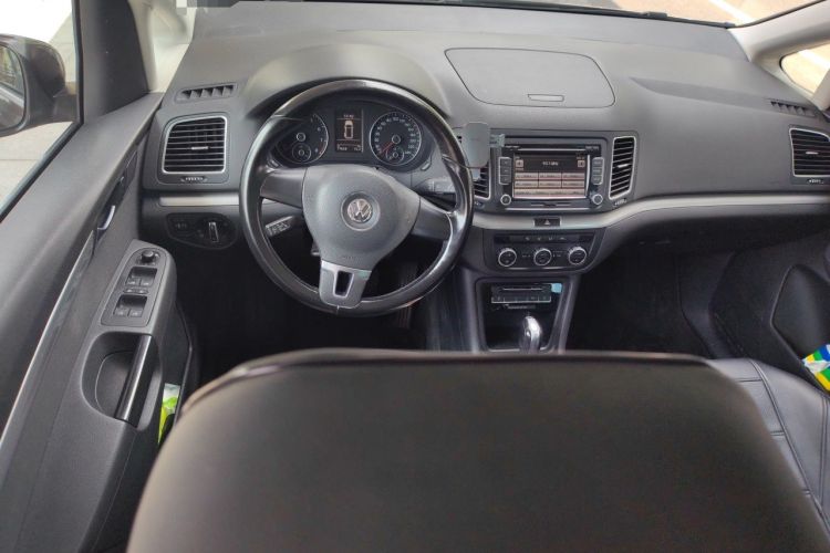 Used Volkswagen Sharan 2013 1.8TSI Standard Model Steering Wheel