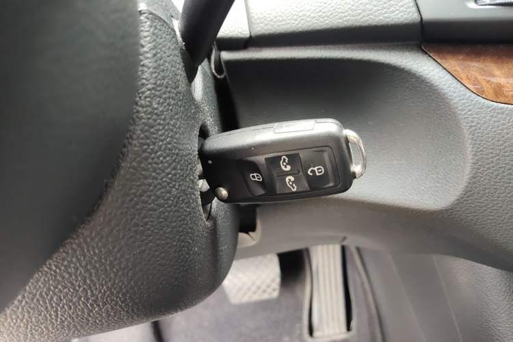 Used Volkswagen Sharan 2013 1.8TSI Standard Model Euro IV Vehicle Key