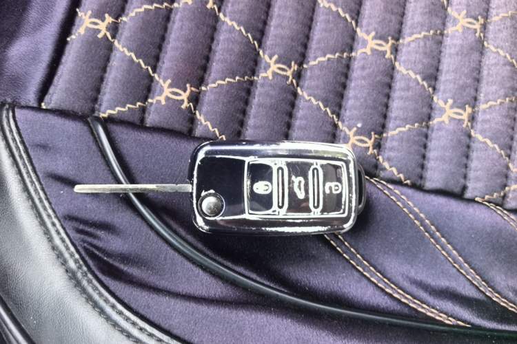 Used Volkswagen Sharan 2013 2.0 TSI Standard Model Vehicle Key