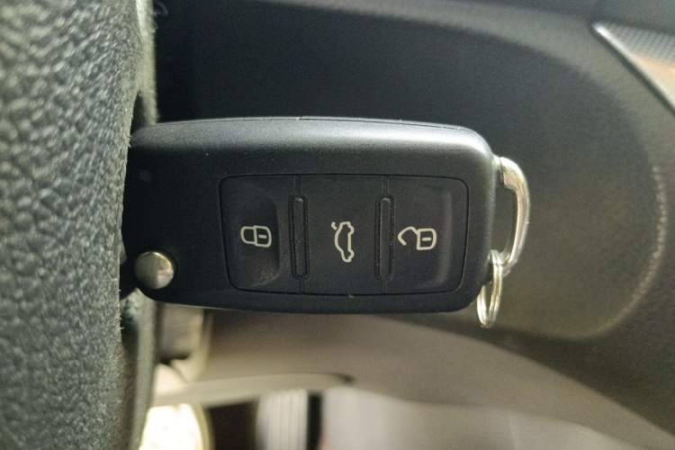 Used Volkswagen Sharan 2013 1.8TSI Standard Model Euro IV Vehicle Key