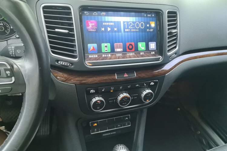 Used Volkswagen Sharan 2013 1.8TSI Comfort Model Audio And AC Panel