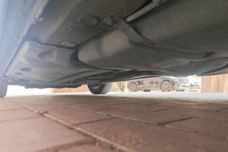Used Volkswagen Sharan 2013 2.0 TSI Standard Model Chassis Rear Left