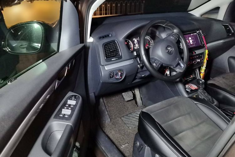 Used Volkswagen Sharan 2013 2.0 TSI Standard Model Driver Seat