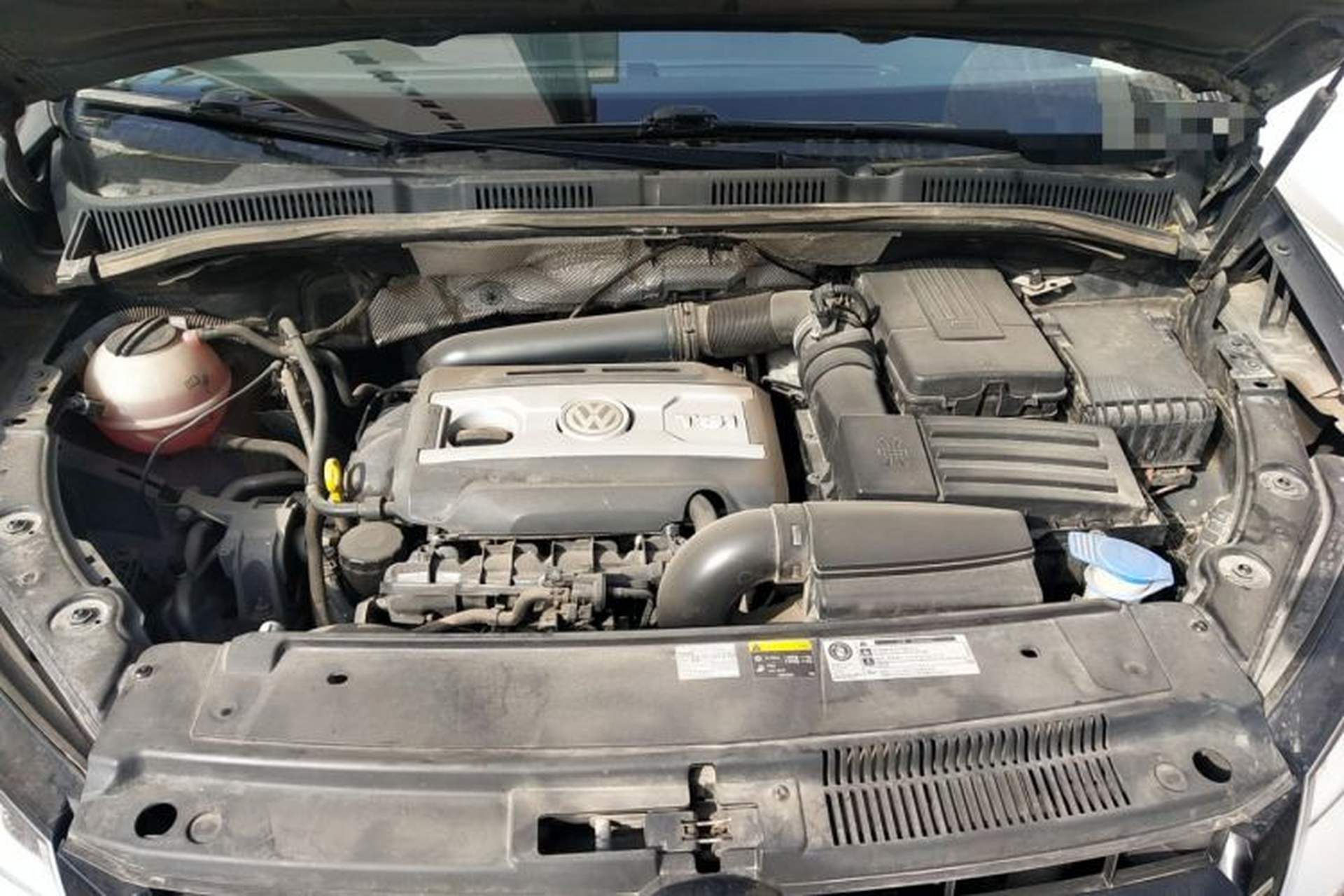 Used Volkswagen Sharan 2013 1.8TSI Standard Model Engine Bay