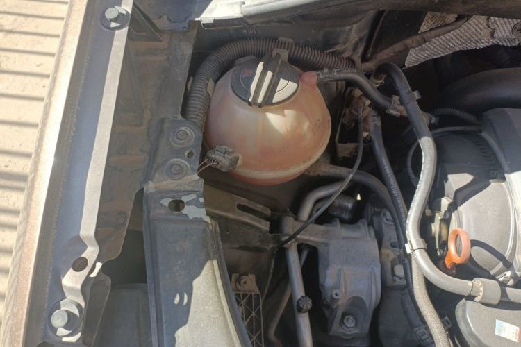 Used Volkswagen Sharan 2013 2.0 TSI Luxury Model Engine Bay Right