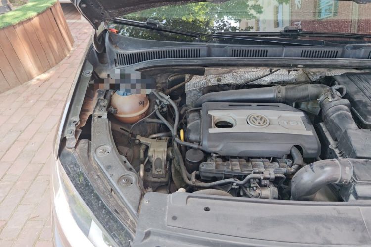 Used Volkswagen Sharan 2013 2.0 TSI Standard Model Engine Bay Right
