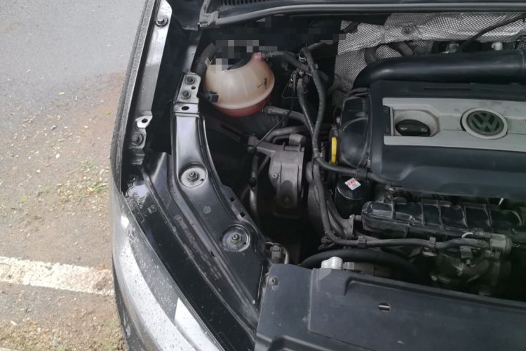 Used Volkswagen Sharan 2013 1.8TSI Comfort Model Engine Bay Right